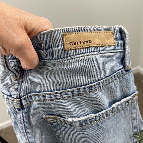 GRLFRND Denim Helena High-Rise Straight Jeans in Hall & Oats Size 26 Embroidered - Picture 13 of 14